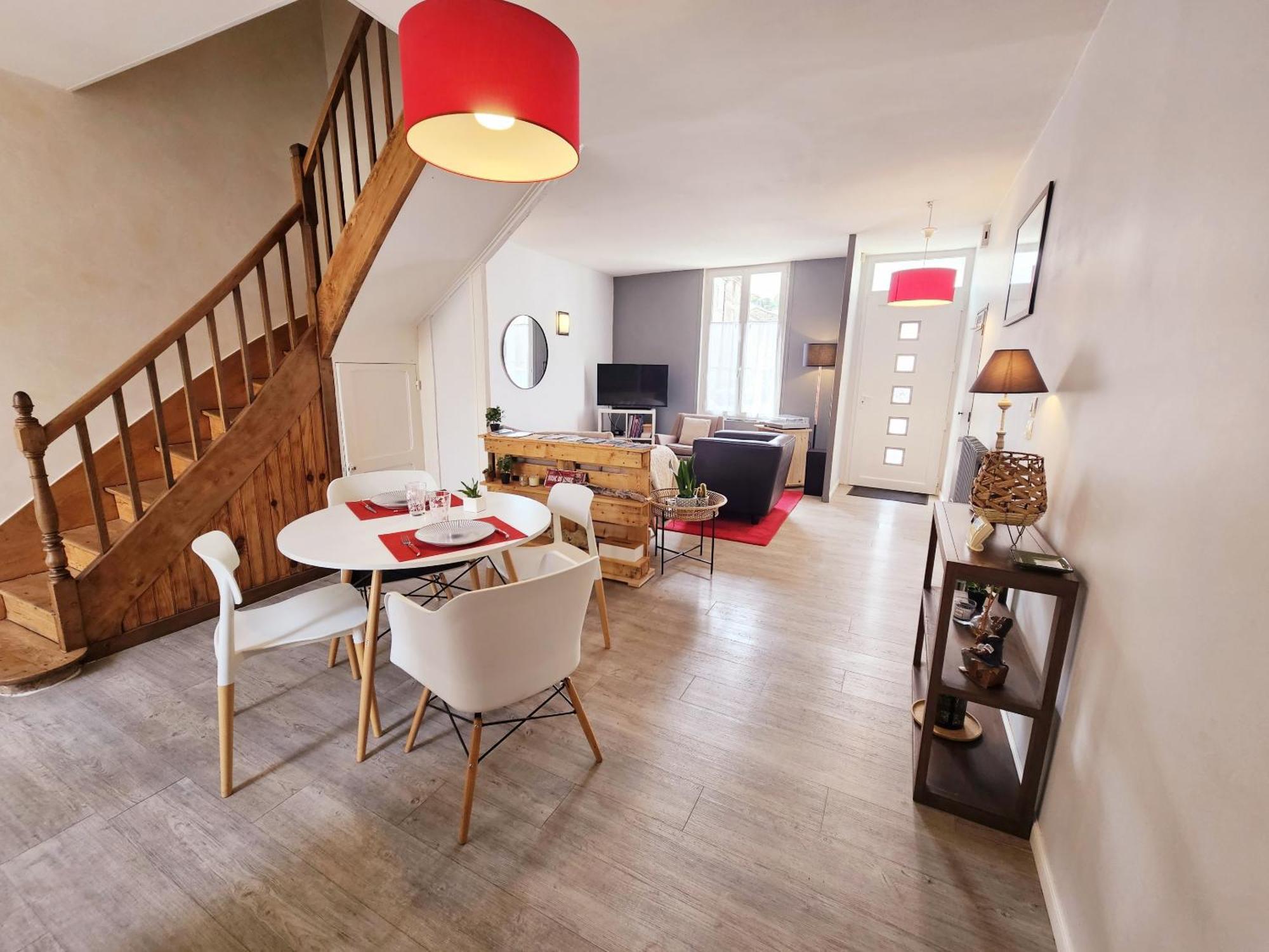 Maison De Ville Confortable Avec Cour Interieure Angoulême Esterno foto