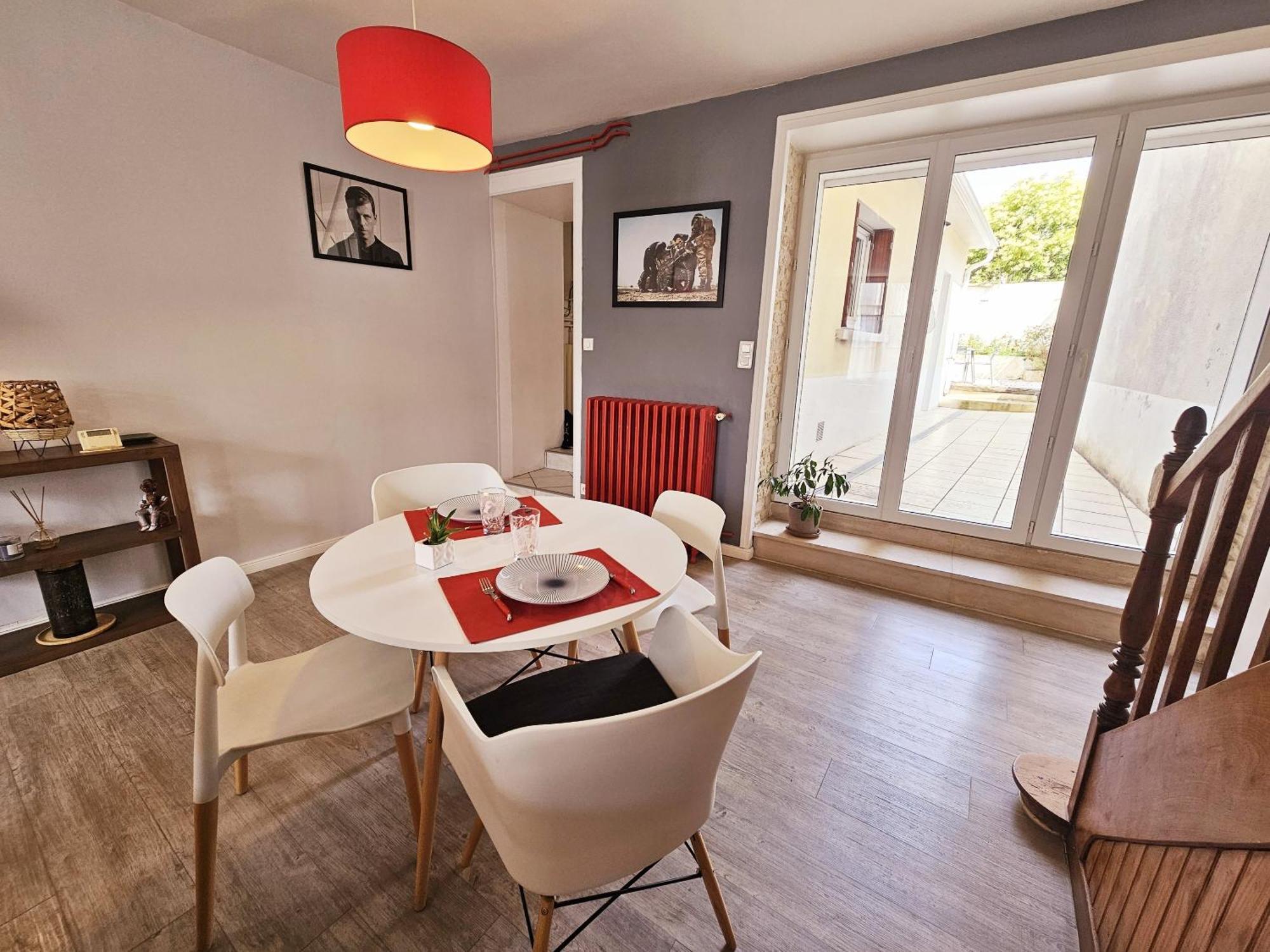 Maison De Ville Confortable Avec Cour Interieure Angoulême Esterno foto